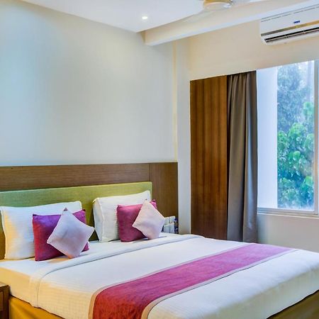 Jk Residency Kelakam Hotel Ngoại thất bức ảnh