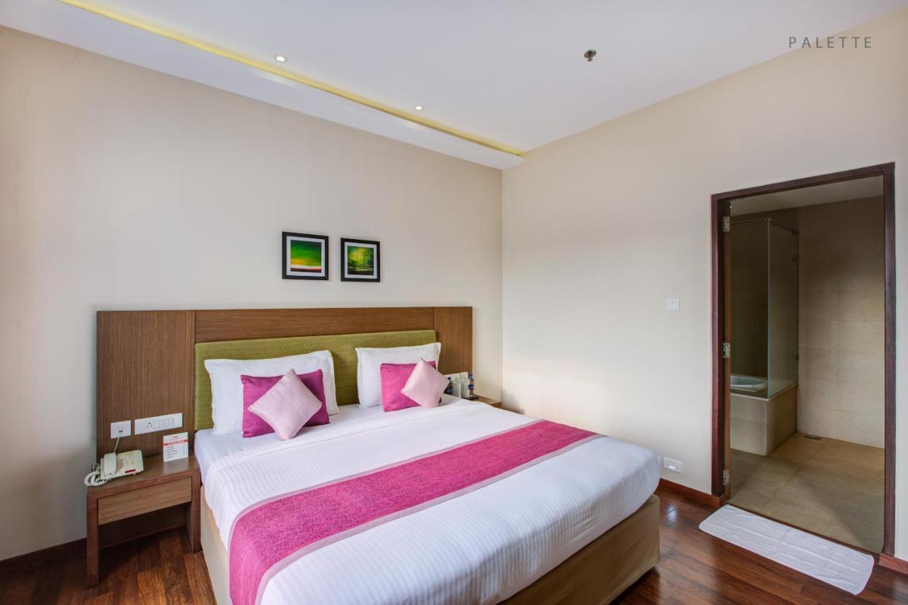 Jk Residency Kelakam Hotel Ngoại thất bức ảnh