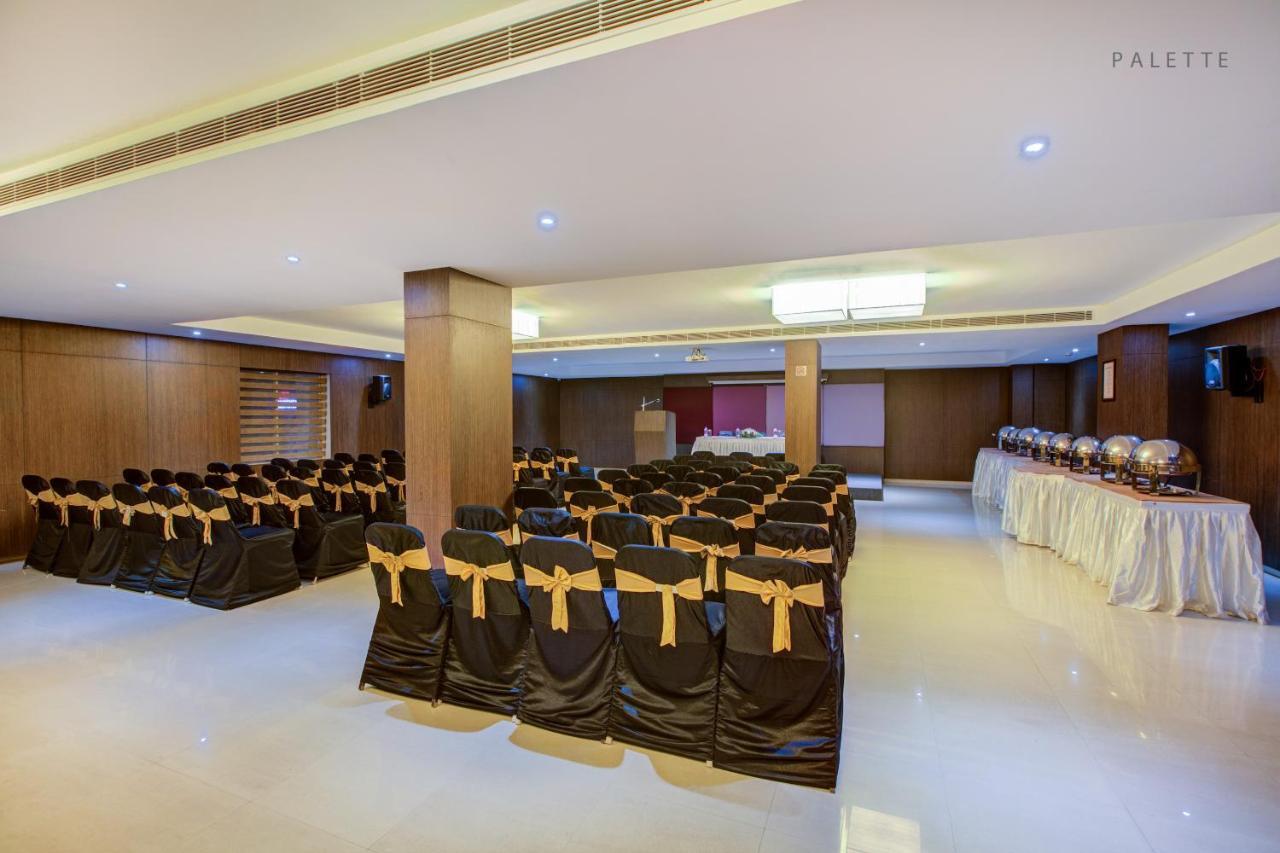 Jk Residency Kelakam Hotel Ngoại thất bức ảnh