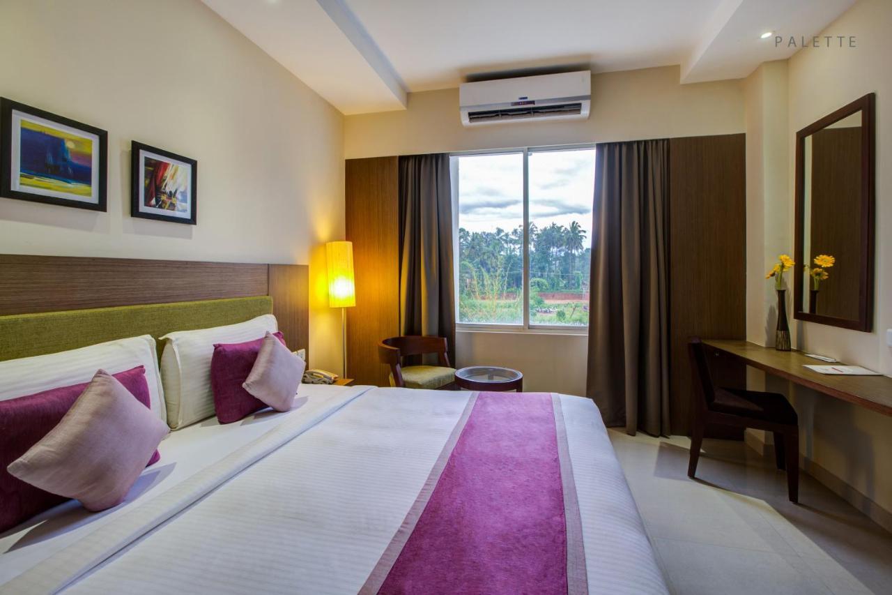 Jk Residency Kelakam Hotel Ngoại thất bức ảnh