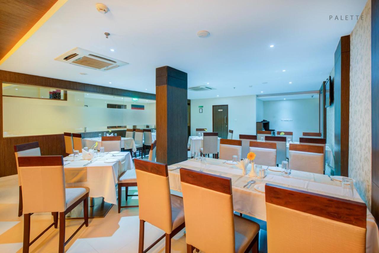 Jk Residency Kelakam Hotel Ngoại thất bức ảnh