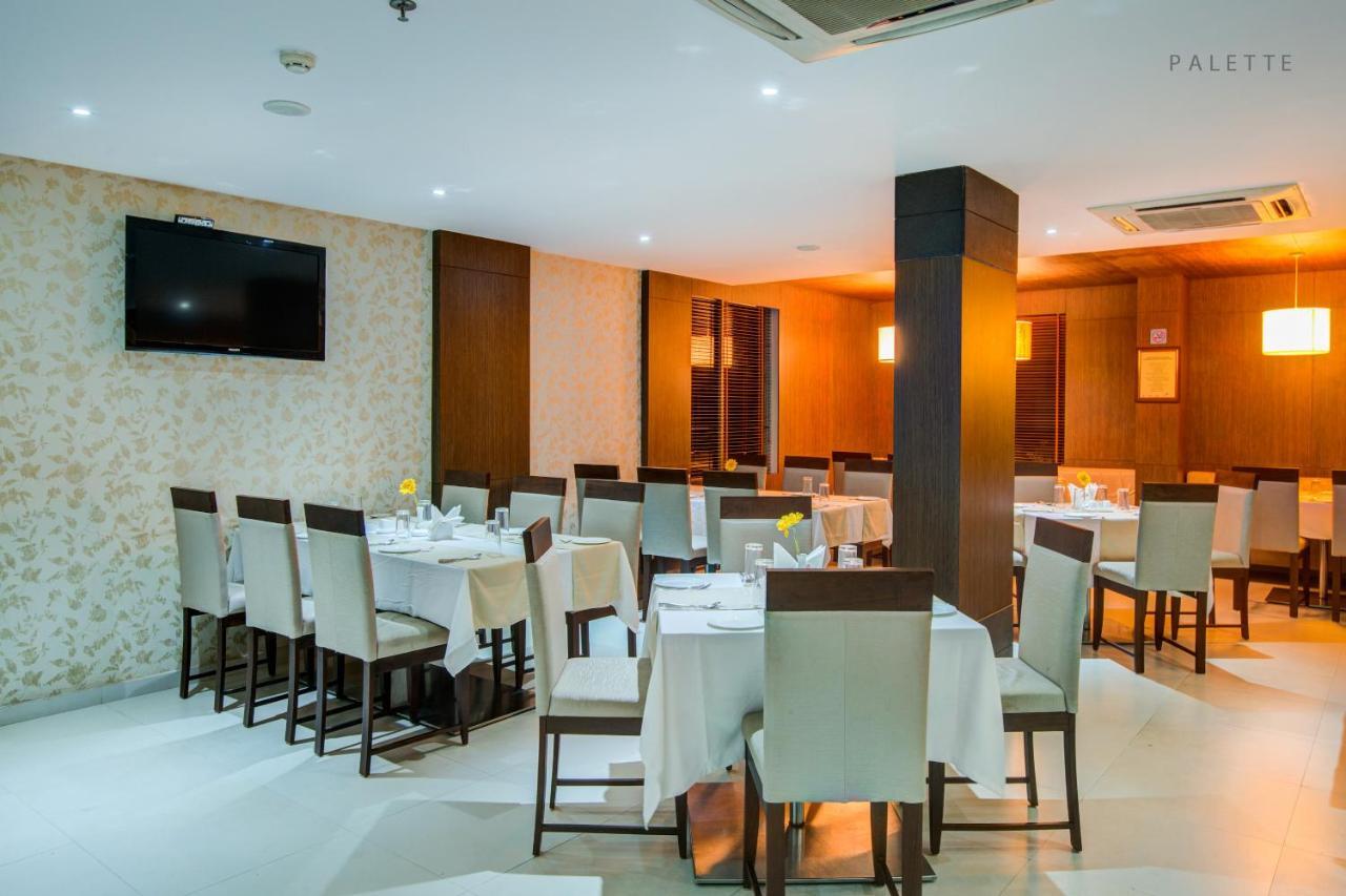 Jk Residency Kelakam Hotel Ngoại thất bức ảnh