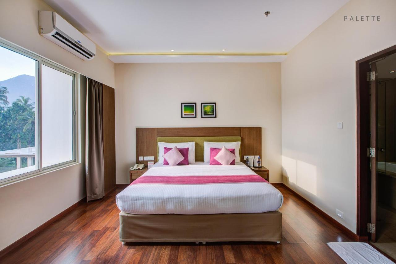 Jk Residency Kelakam Hotel Ngoại thất bức ảnh